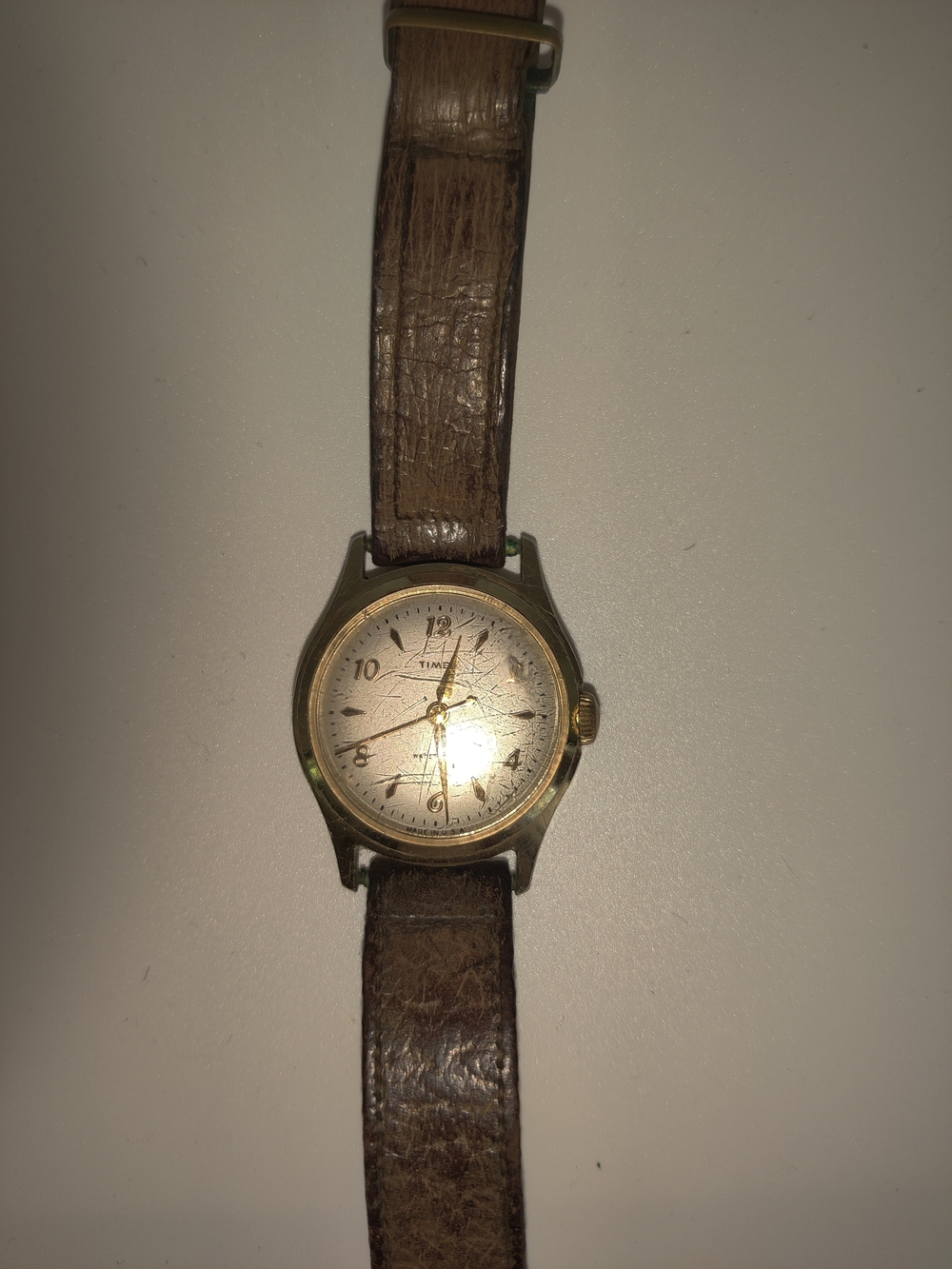 Vintage Timex Mechanical Watch Hand Wind Brown Leather Strap (Read)